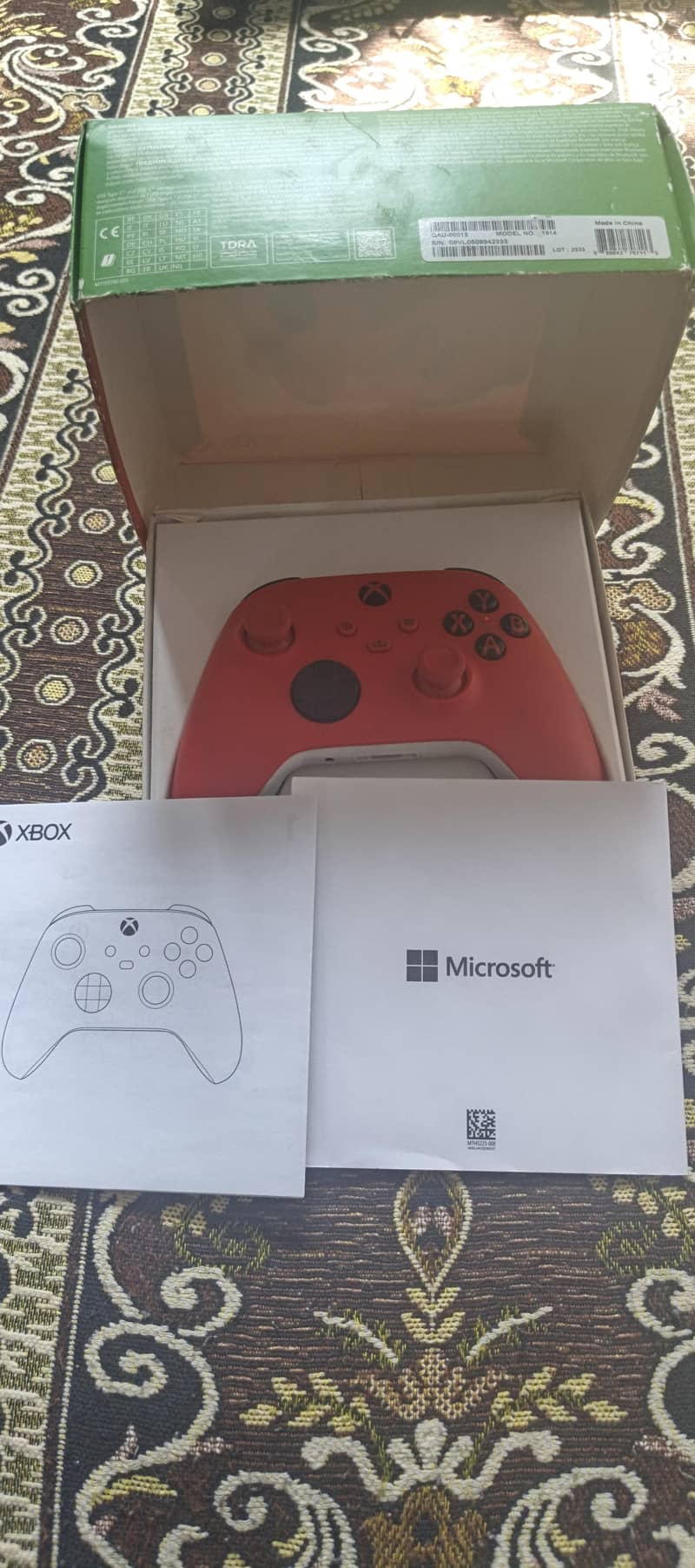 XBOX SERIES CONTROLLER PULSE RED 4