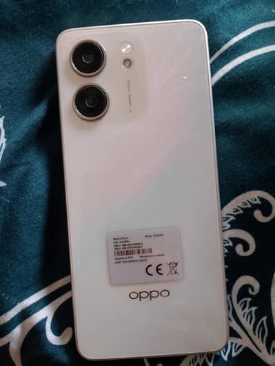 OPPO A5X 4+4 Ram 128 GB Room