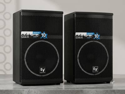 DJ sound system speakers & amplifier