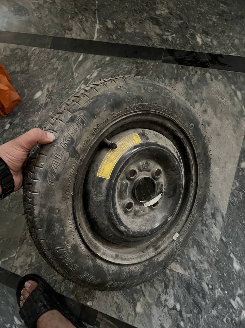 Spare wheel 0