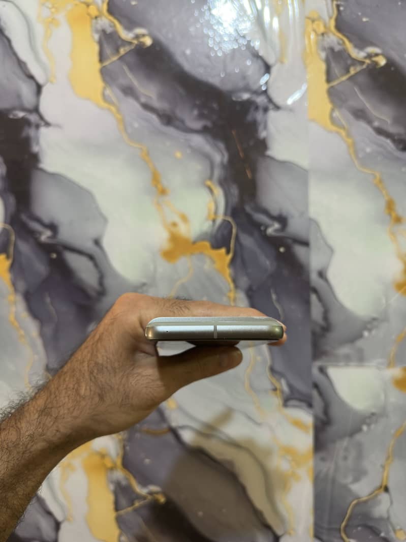 Google Pixel 8 1