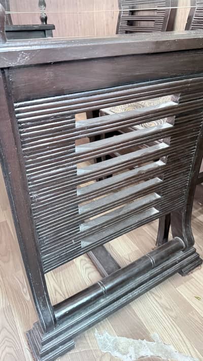 6-Seater Dining Table Set – Good Condition