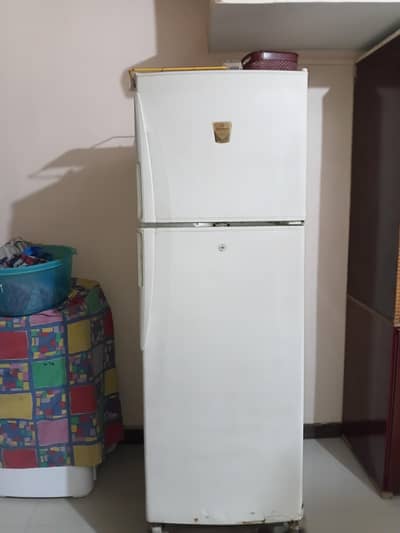 dawlance 9177s model 10 cubic good condtion