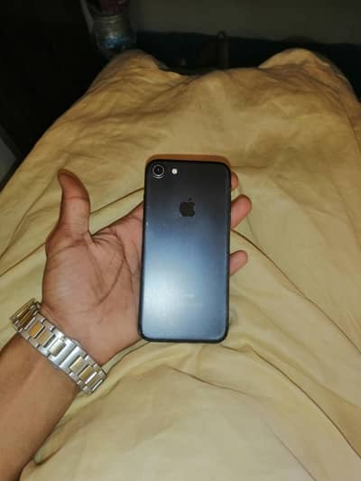 Apple iPhone 7