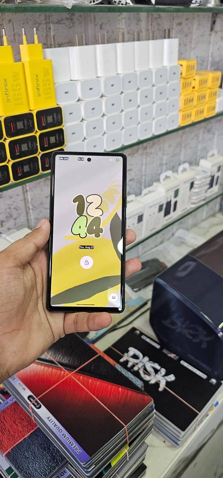 Google Pixel 7a 5