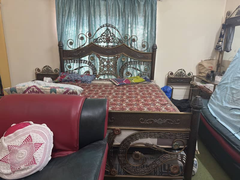 Used bed 0