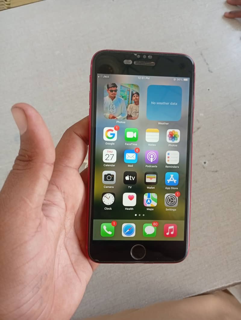 Apple iPhone 8 Plus 4