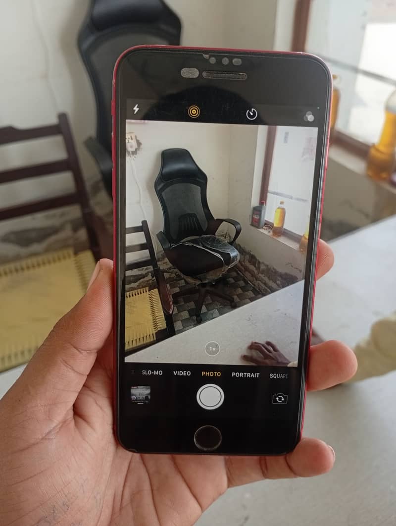 Apple iPhone 8 Plus 5