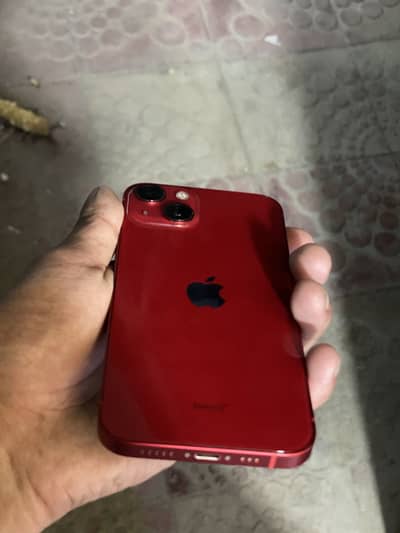 Apple iPhone 13