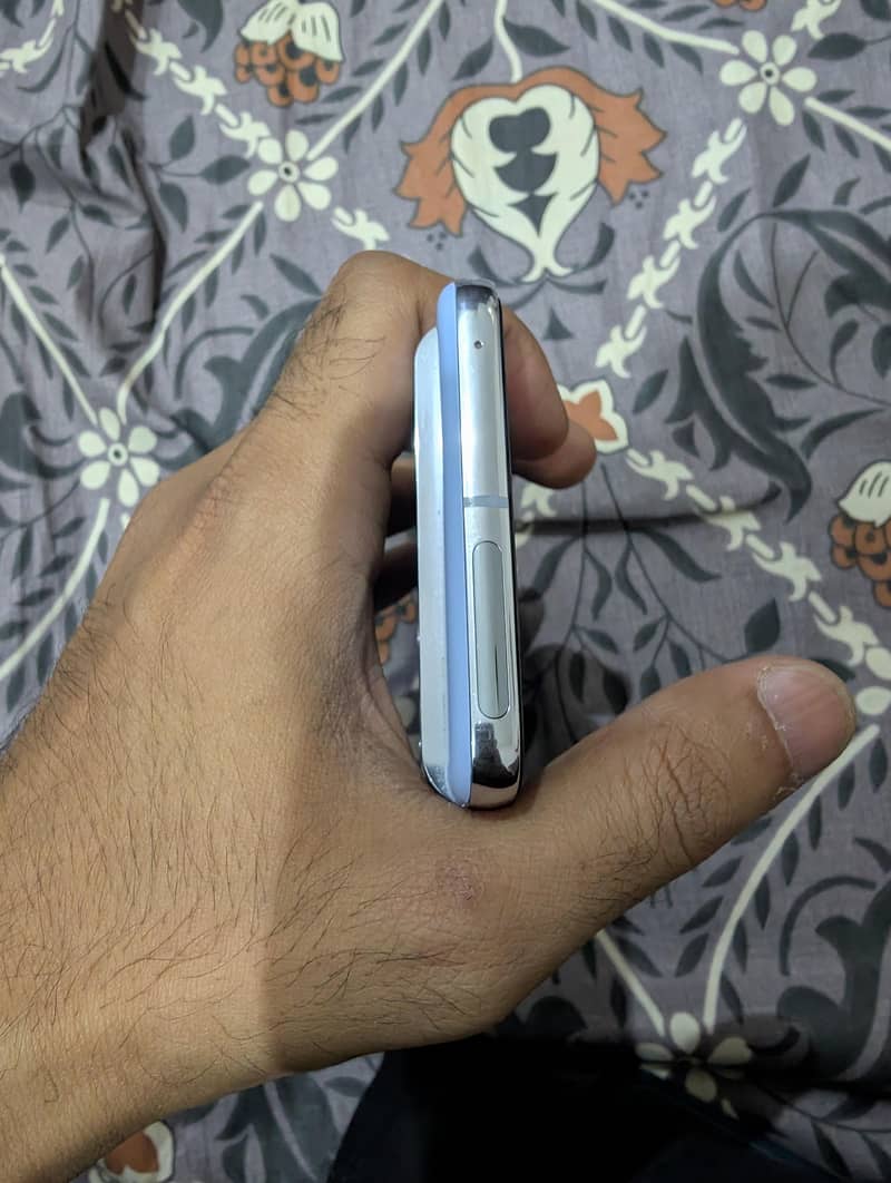 Google Pixel 8 Pro 2