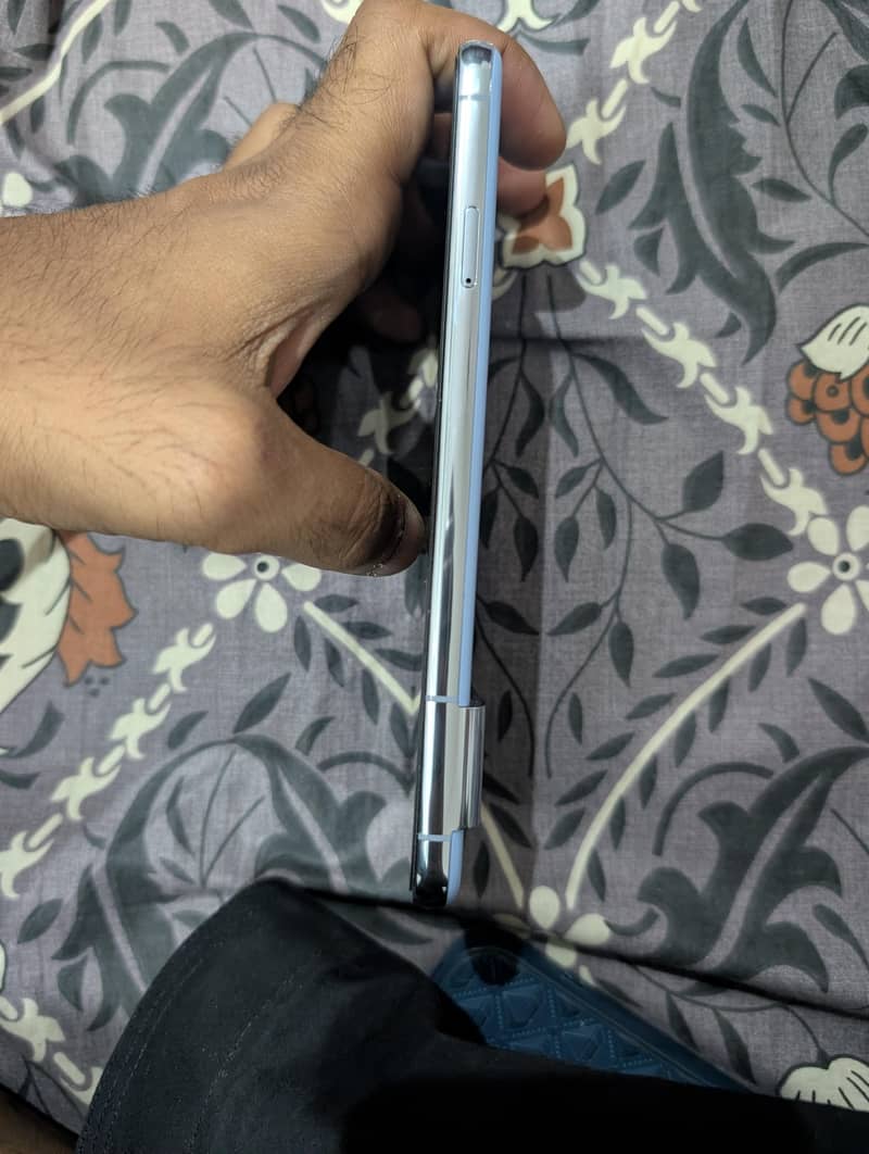 Google Pixel 8 Pro 3