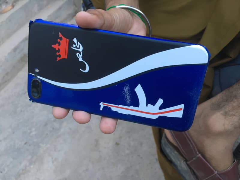 Apple iPhone 7 1
