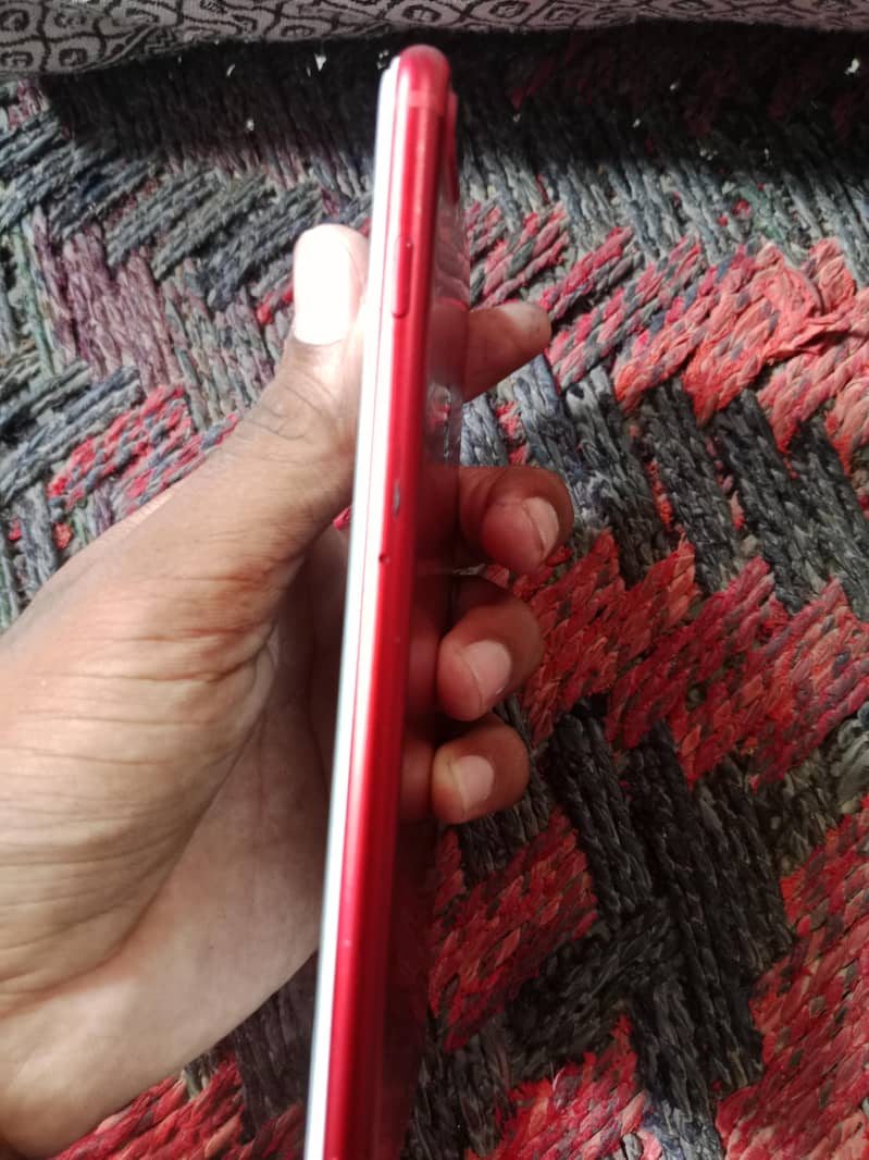 Apple iPhone 7 Plus 1