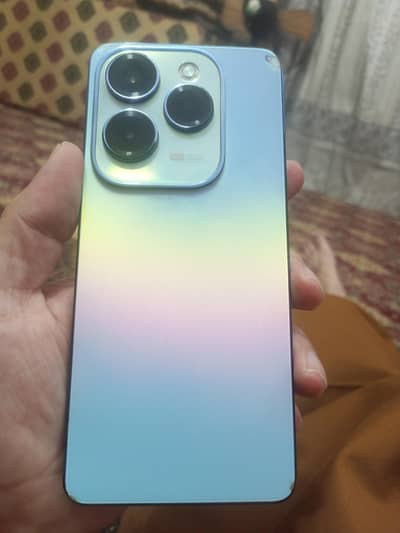 Infinix Hot 40 Pro