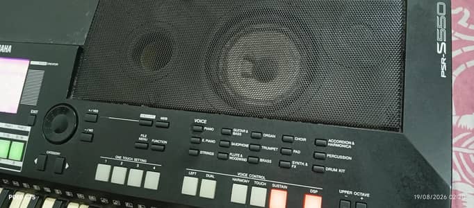 Yamaha PSR S550 Professional piano Yamaha Keyboard Casio Roland Korg