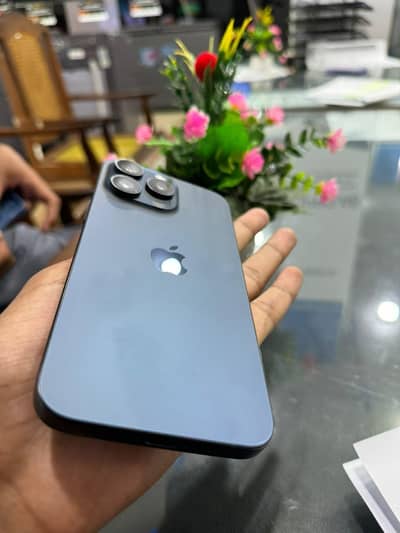 Apple iPhone 15 Pro Max jv