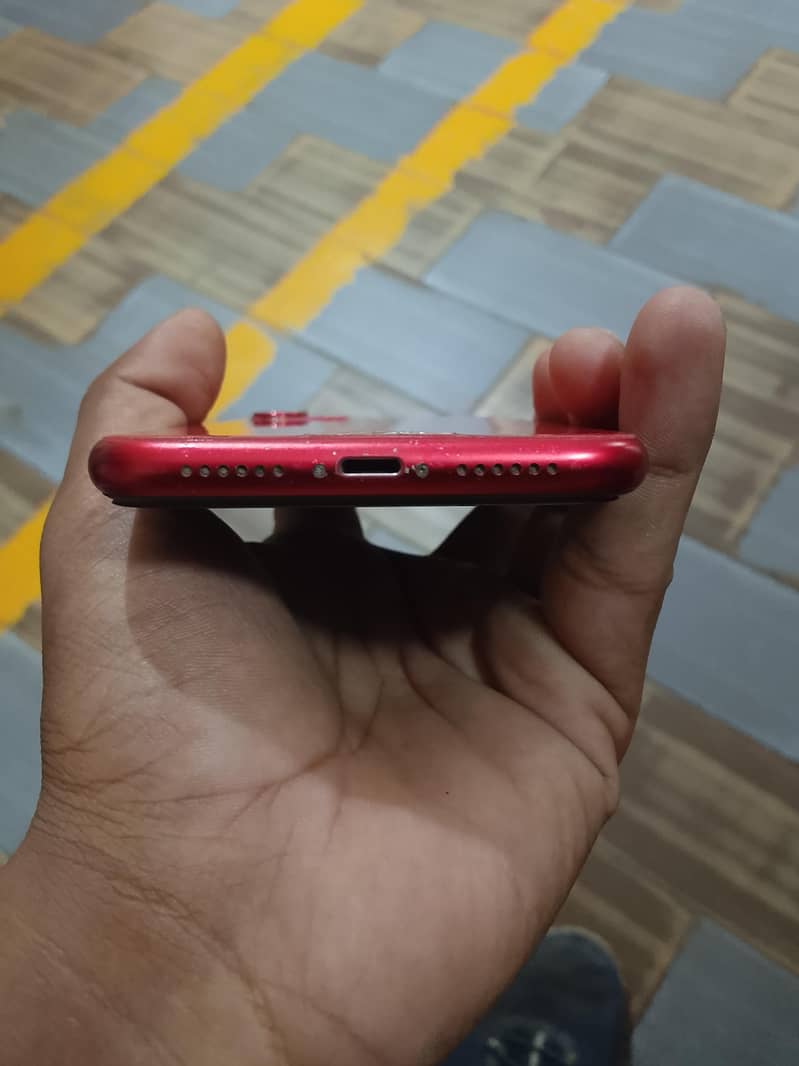Apple iPhone 11 3
