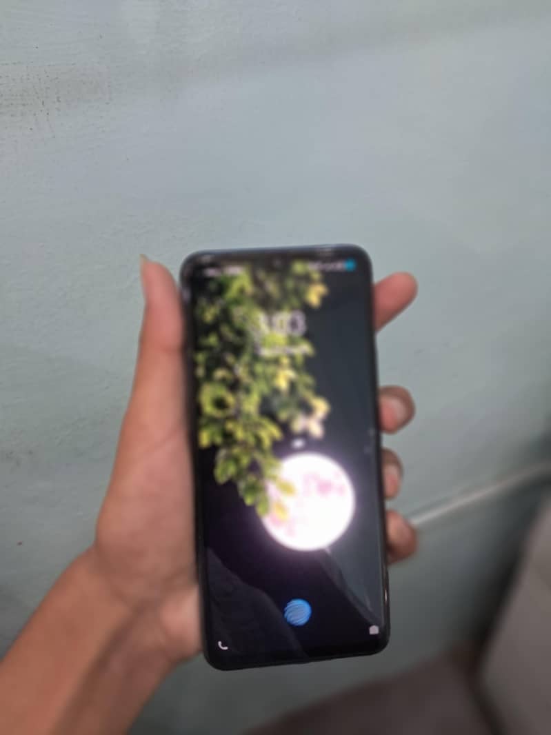 Vivo V21e 1