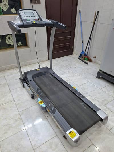 Hydro Fitness HF-1310 Treadmill – Excellent Condition – Daska