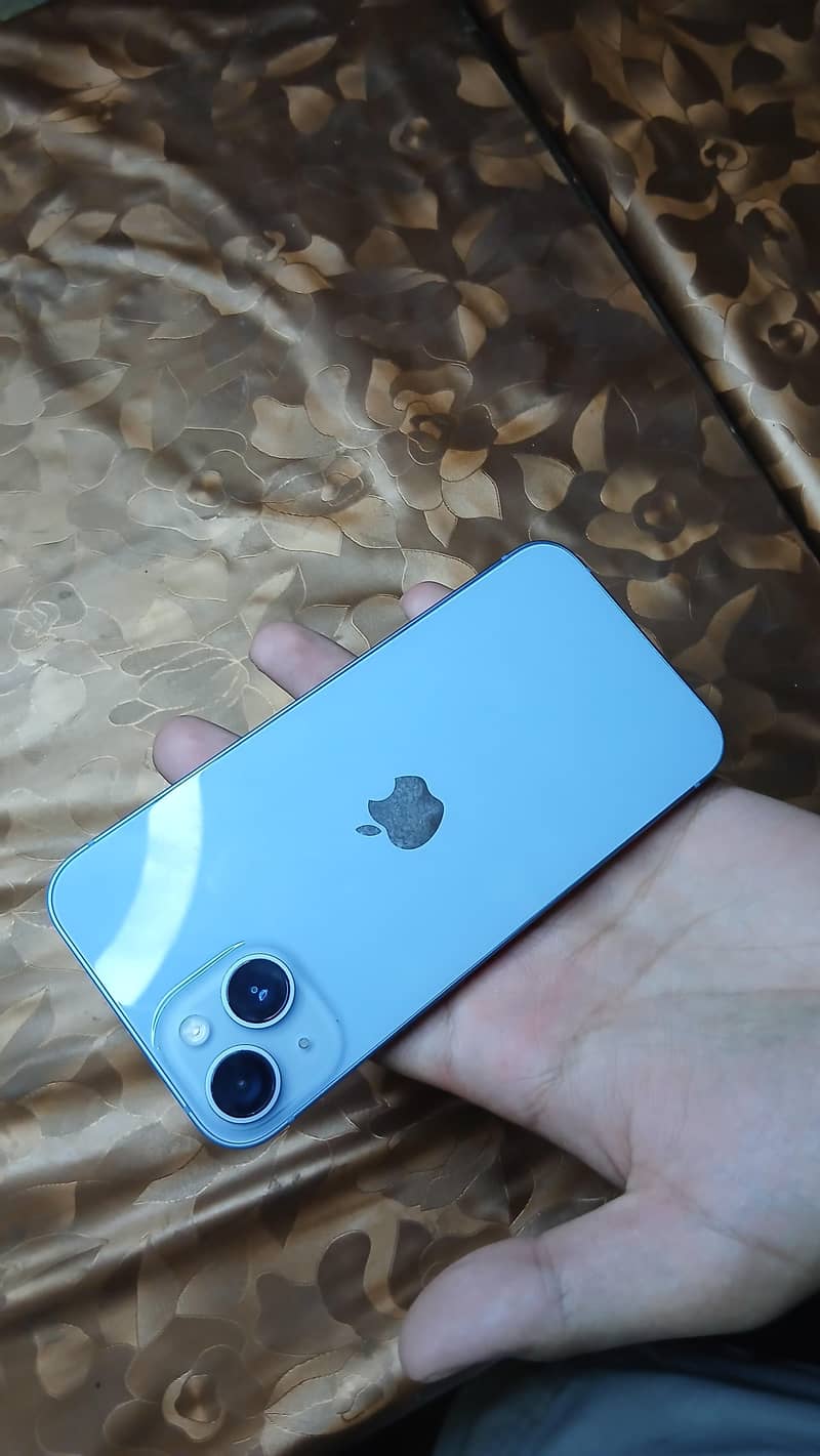 Apple iPhone 14 5