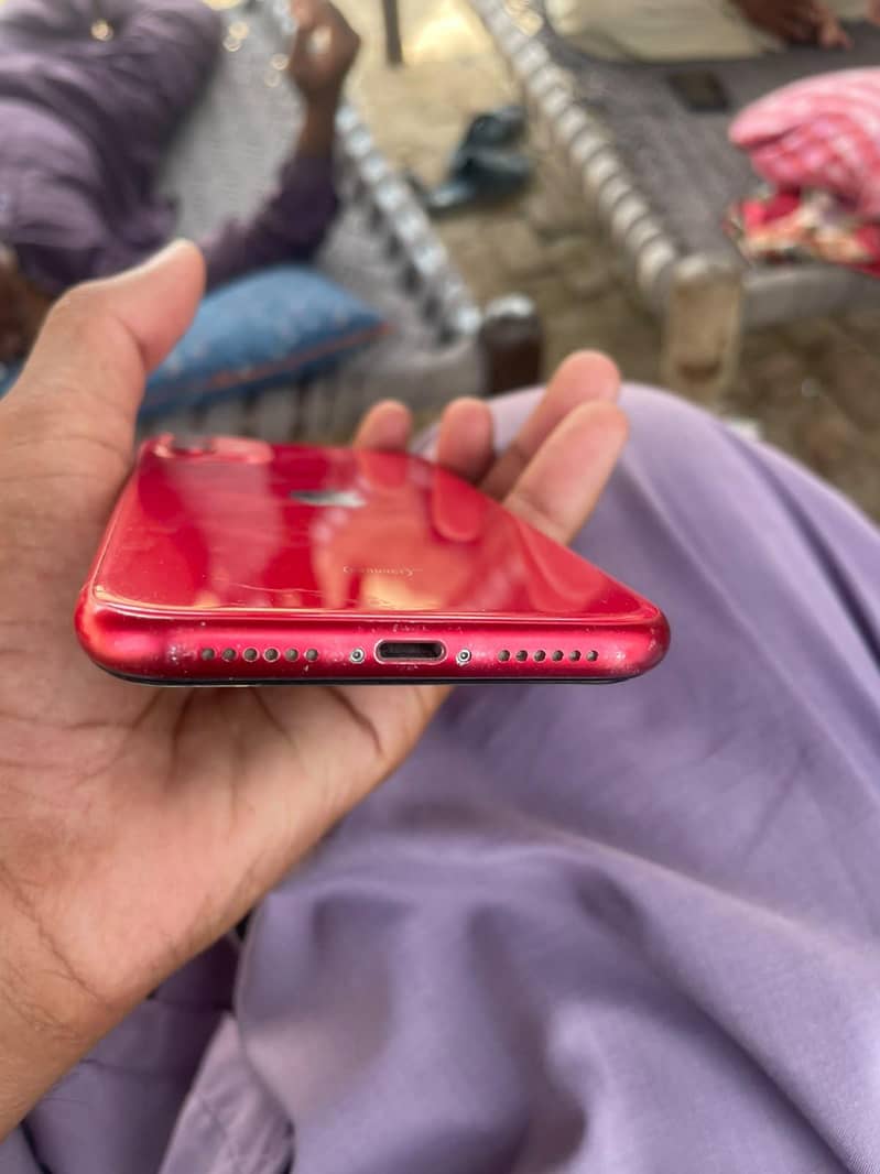 Apple iPhone 11 2