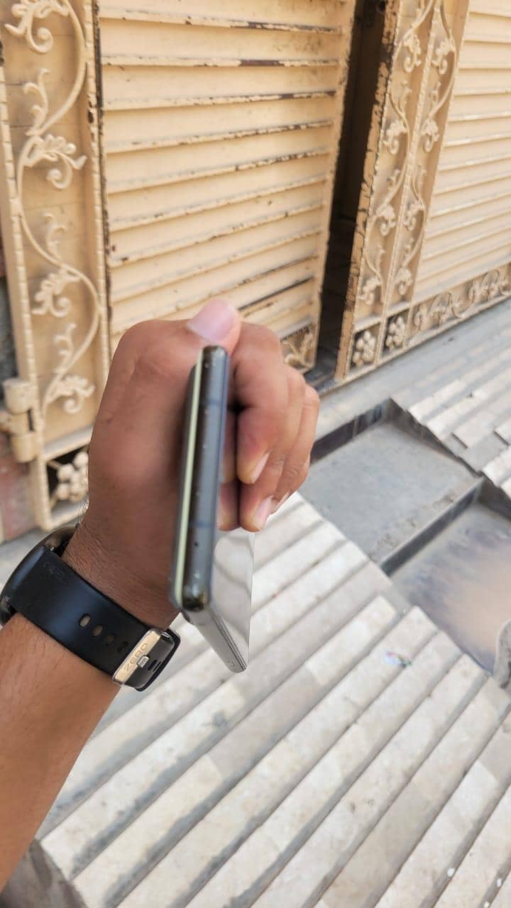 Google Pixel 6 5