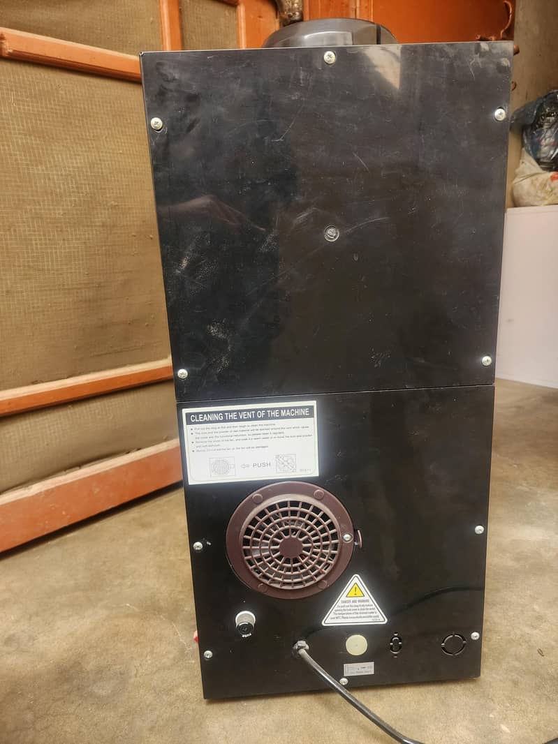 Coffee Machine / Tea machine -Excellent condition 3