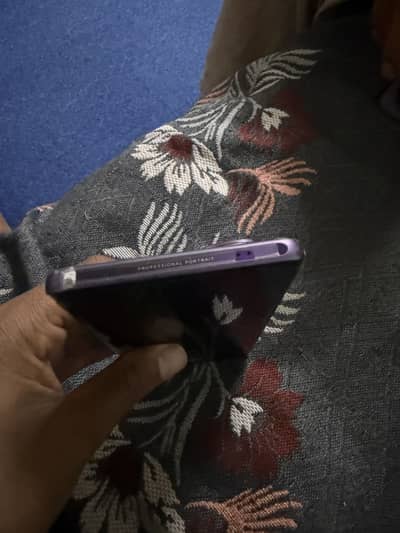 Vivo V40