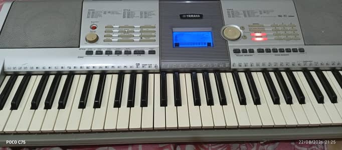 Yamaha PSR 295 Professional piano Yamaha Keyboard Casio Roland Korg