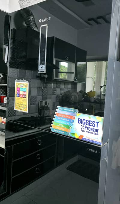 Gree Refrigerator / Fridge / Full Size / Jambo Size