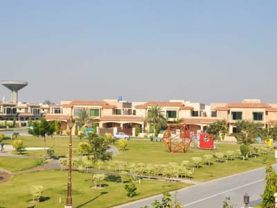 5 marla ideal plot in lake city for sale