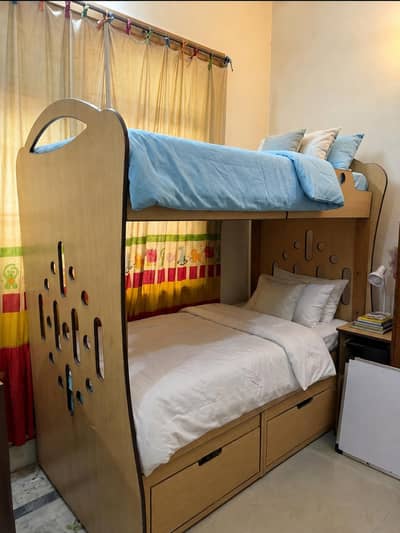 bunk bed