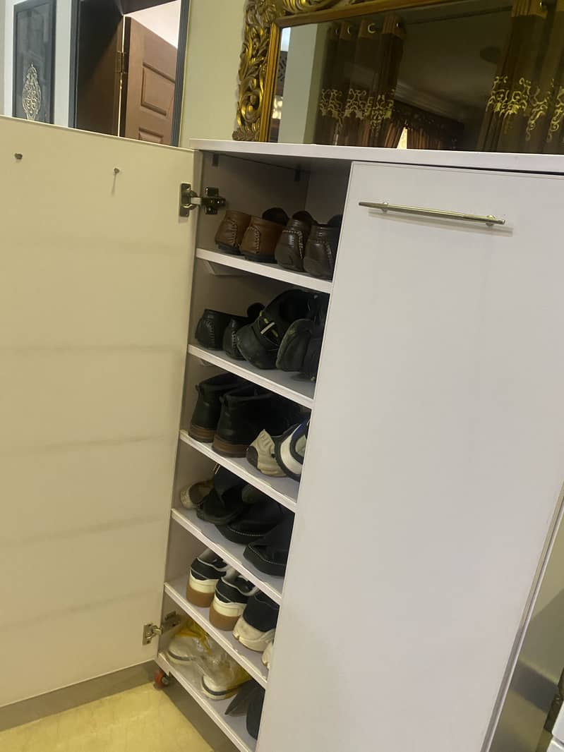 Shoerack 1