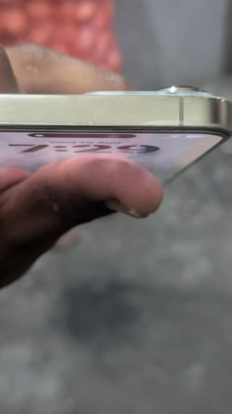 Apple iPhone 14 Pro Max 3