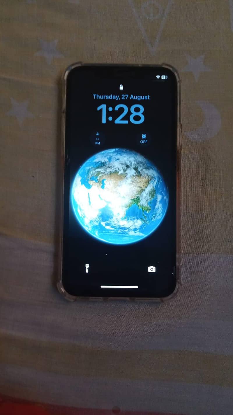 Apple iPhone 11 Pro 4