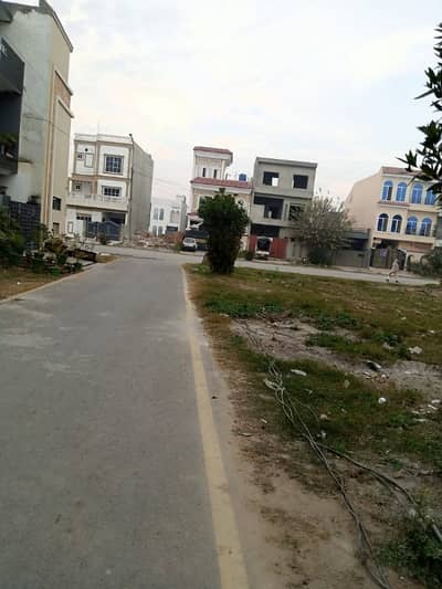 Possession On Advance 3 Marla Res Plot| 5 Year Installment Plan| in Rehan Garden Phase 2 Lahore