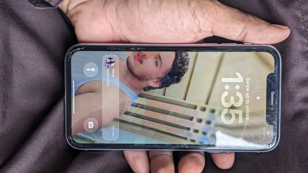 Apple iPhone 11 1
