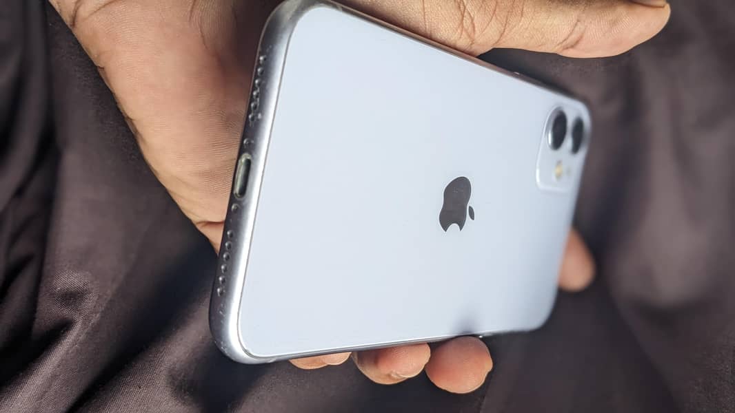 Apple iPhone 11 2