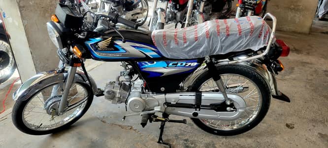 Honda CD 70 2027 Black demanded color zero meter Open letter