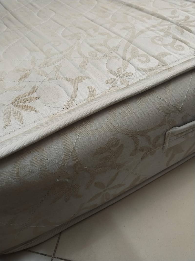 matress 3