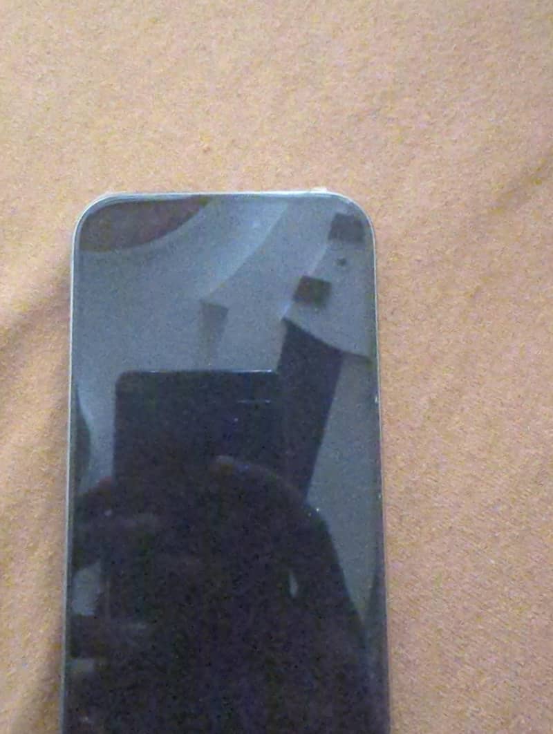 Apple iPhone 15 Pro 2