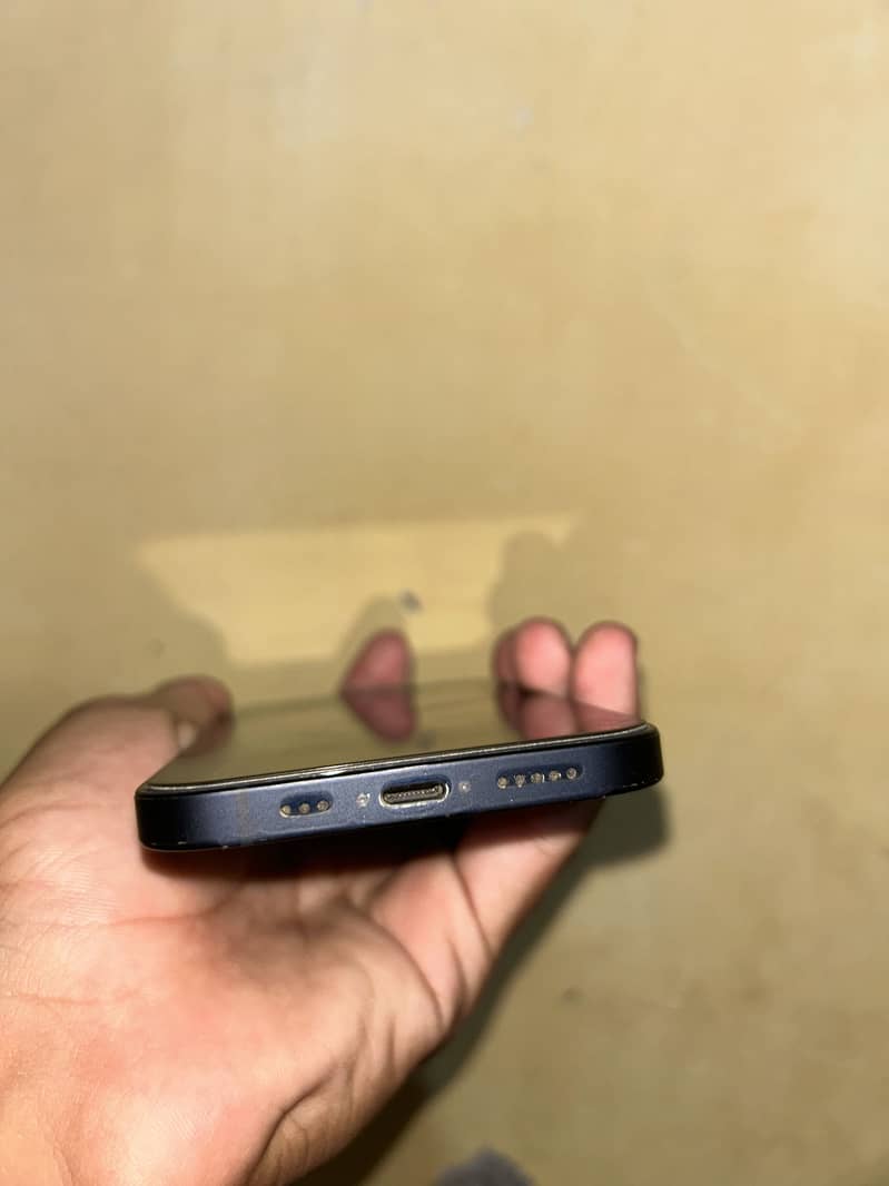 Apple iPhone 12 0