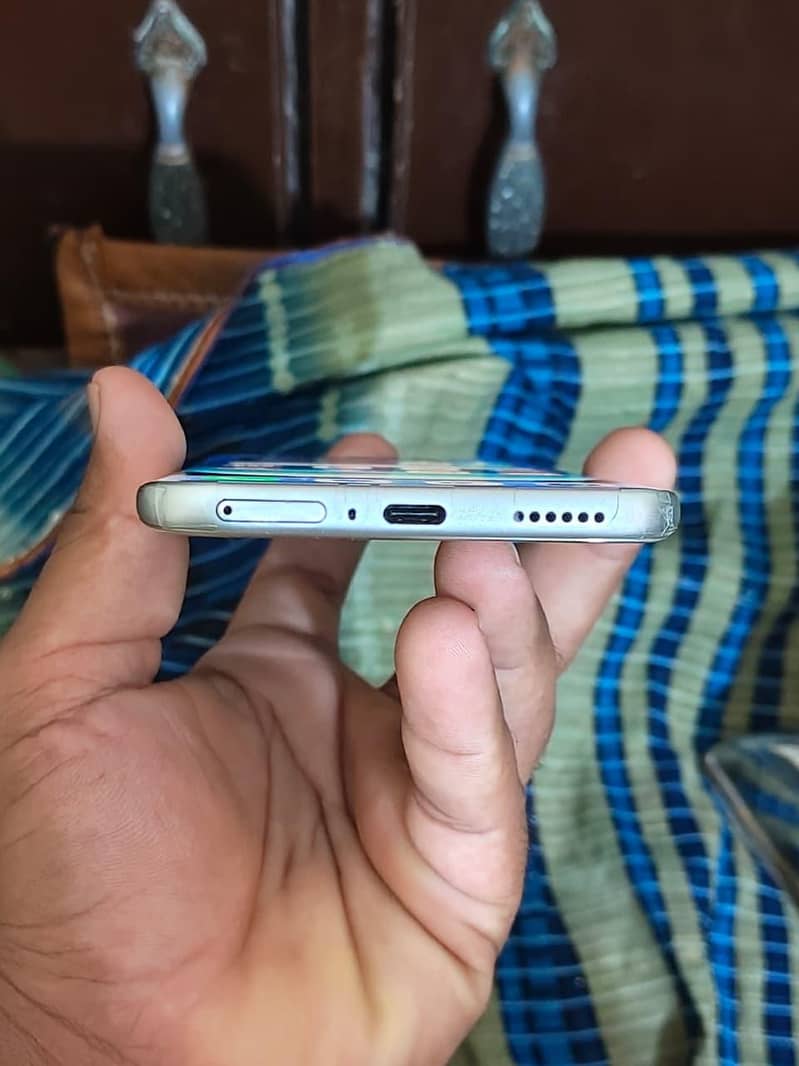 Infinix note Edge 3