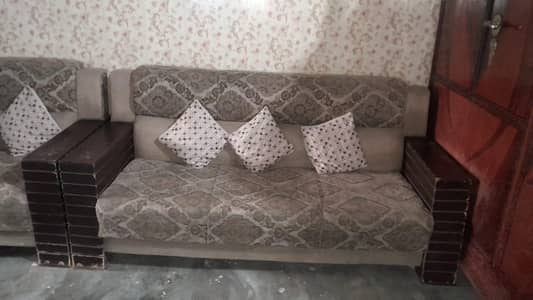 Sofa Set – Excellent Condition