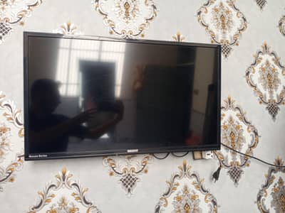 Orient 32-Inch Macaw HD LED TV in black ( Rs 18,000 ) ( 03004302146 )