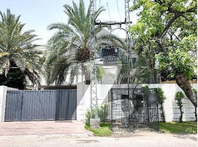 45 Marla Commercial Property for Sale in Gulberg-3