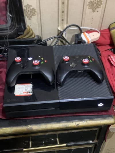XBOX ONE | 1TB + 2 GAMES | WITH 2 WIRELESS CONTROLLERS