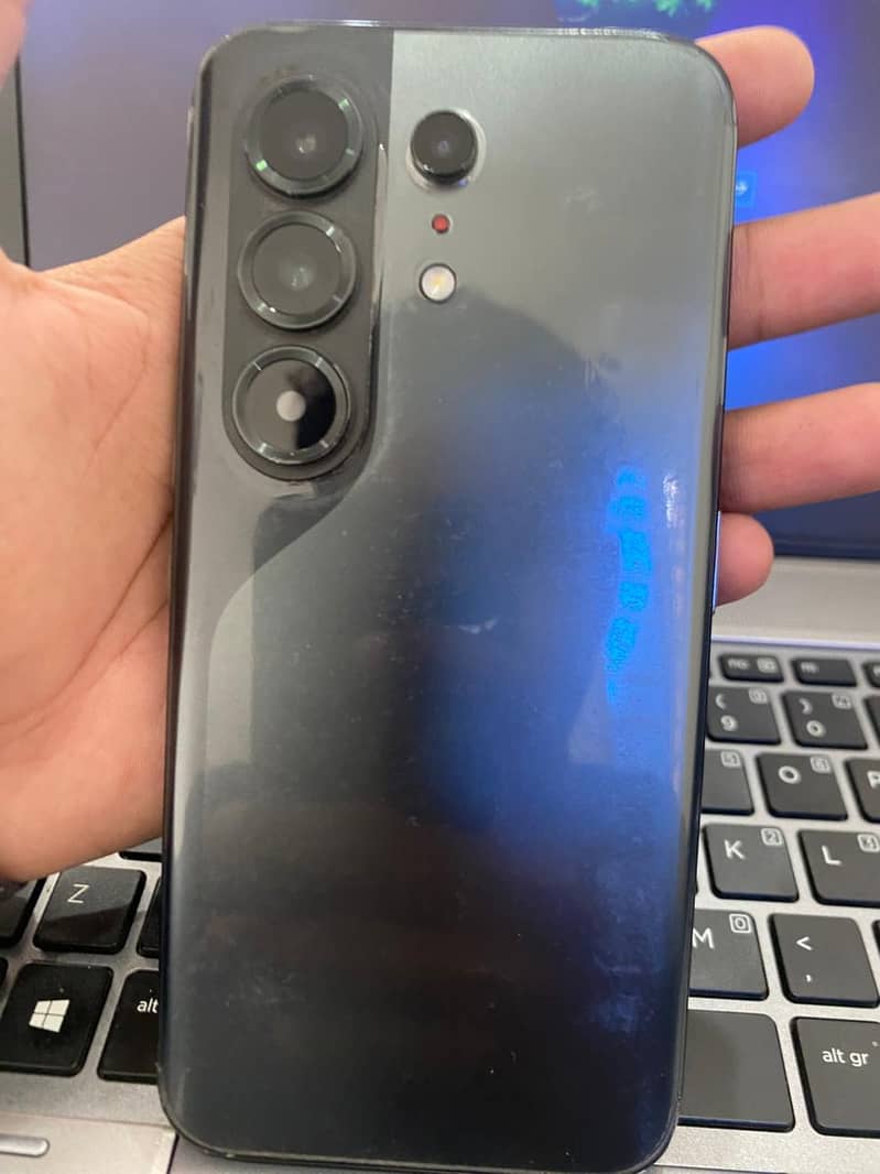Tecno Camon 50 pro 1