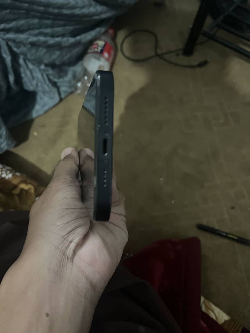 Apple iPhone 14 plus 3