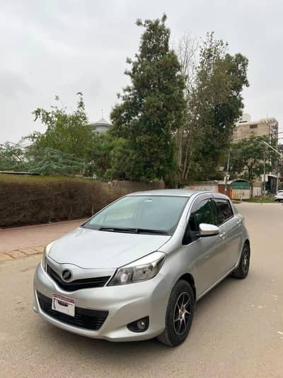 Toyota Vitz 2013